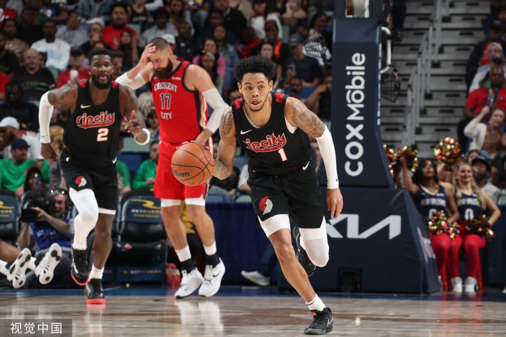 使得球队拿 使得球队拿